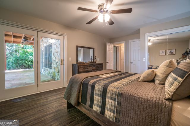 313 Omega Way, Hiawassee, GA 30546