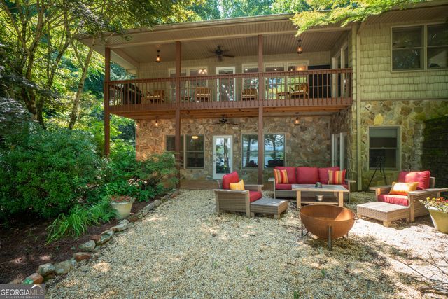 313 Omega Way, Hiawassee, GA 30546