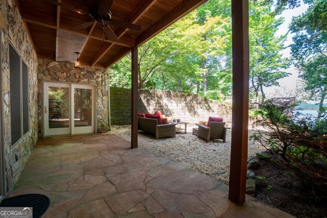 313 Omega Way, Hiawassee, GA 30546
