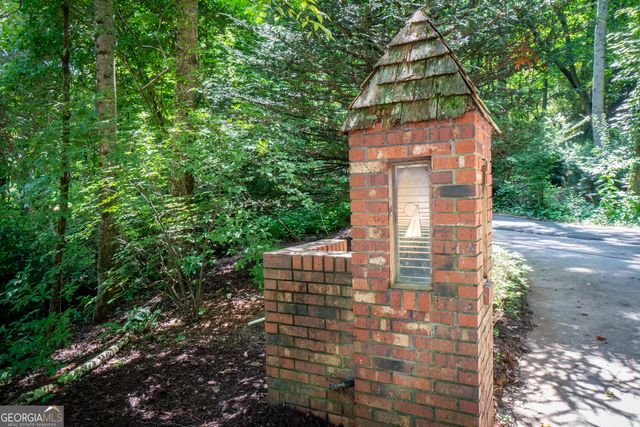 313 Omega Way, Hiawassee, GA 30546
