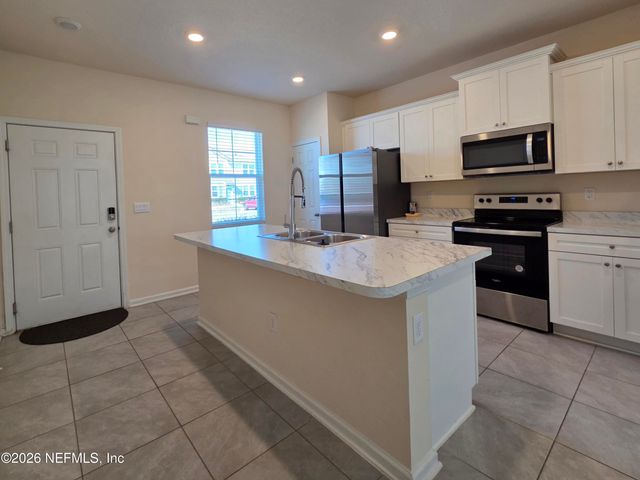 98 RED HOUSE Circle, St. Augustine, FL 32084