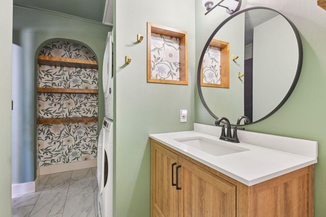 2030 Ridge Drive 31, Saint Louis Park, MN 55416