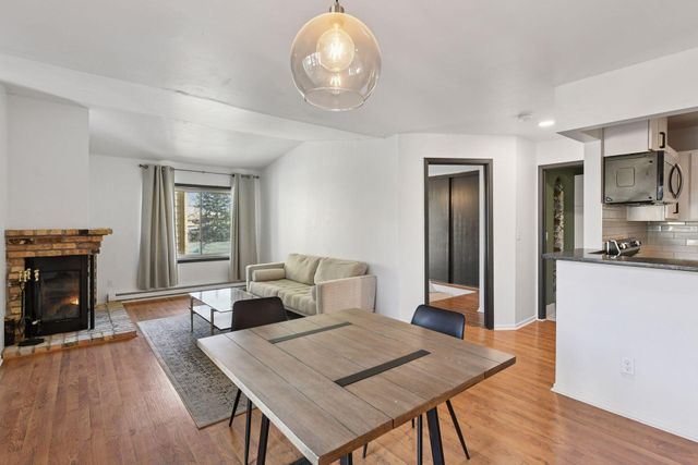 2030 Ridge Drive 31, Saint Louis Park, MN 55416