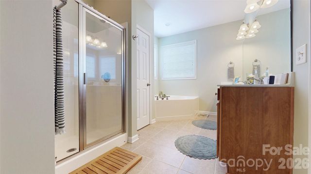 6005 Lillyshire Place 167, Charlotte, NC 28213