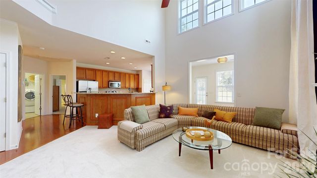 6005 Lillyshire Place 167, Charlotte, NC 28213