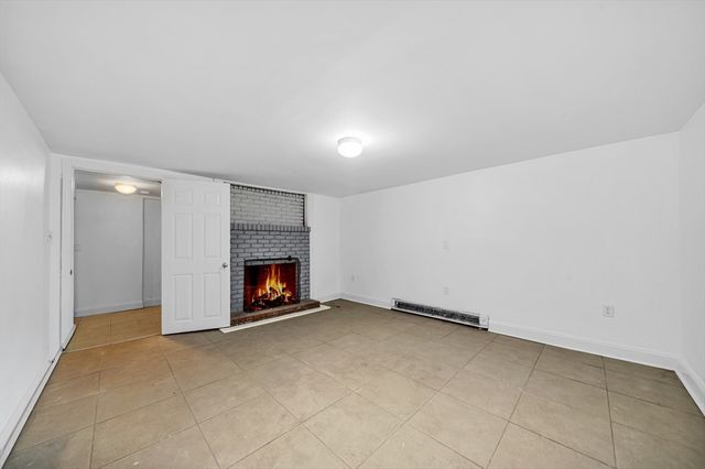 395 Massachusetts Ave, North Andover, MA 01845