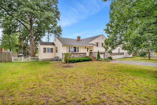 395 Massachusetts Ave, North Andover, MA 01845