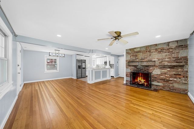 395 Massachusetts Ave, North Andover, MA 01845