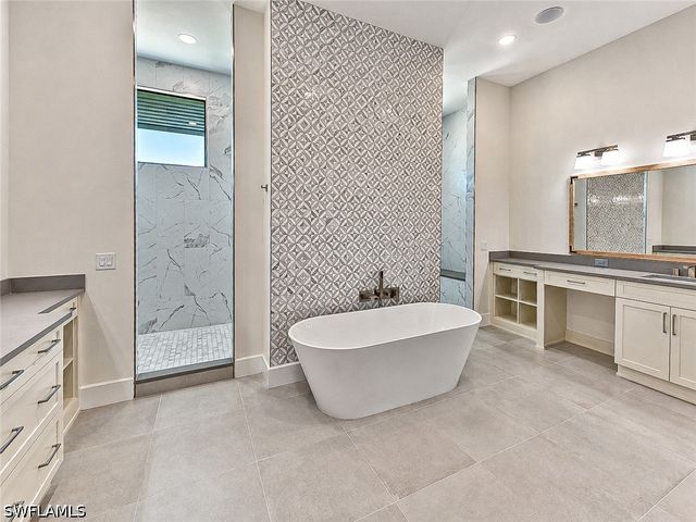 27191 Esther DR, Bonita Springs, FL 34135