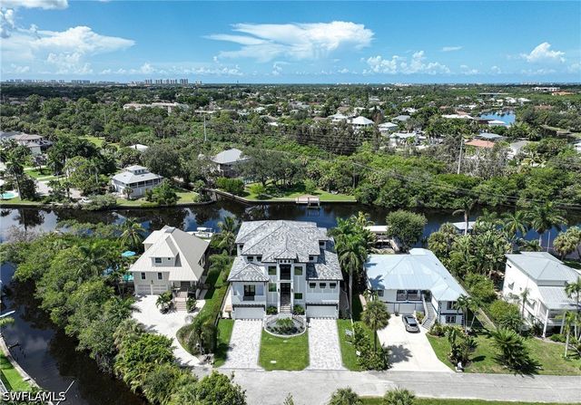 27191 Esther DR, Bonita Springs, FL 34135