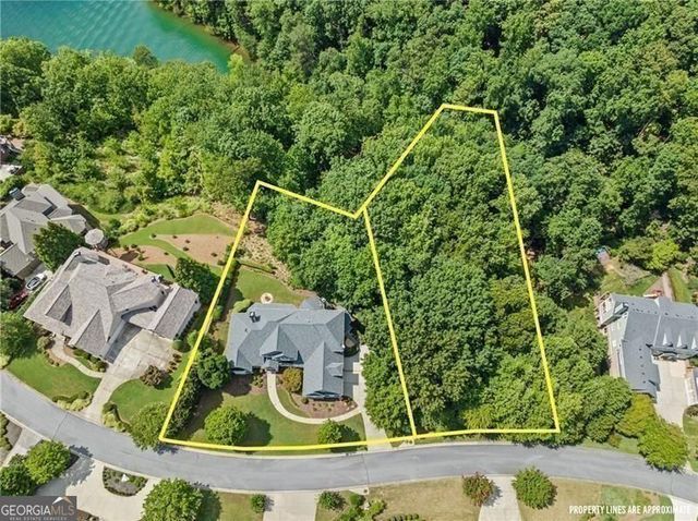 3722 Wavespray Court, Gainesville, GA 30506