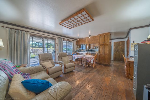 16160 Plateau Circle, Redding, CA 96001