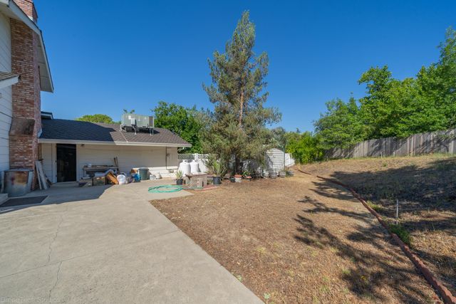 16160 Plateau Circle, Redding, CA 96001
