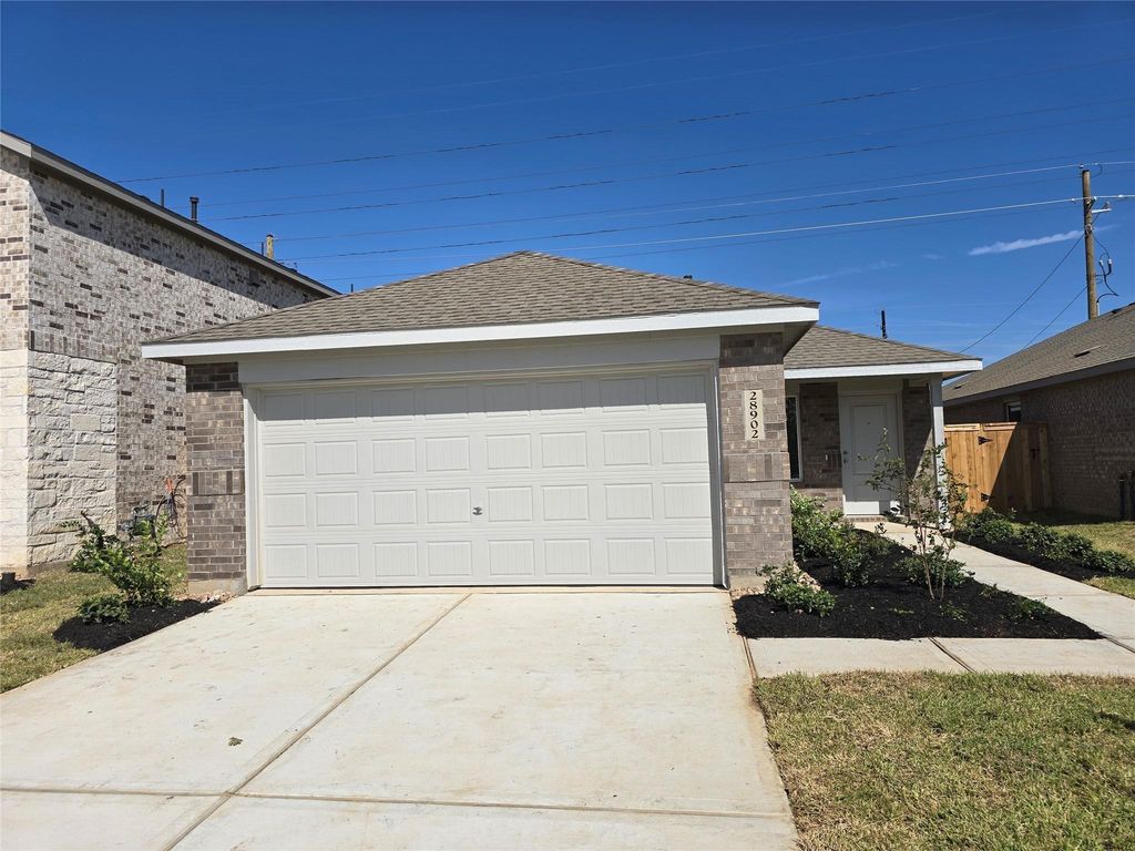 7905 Meadow Cranesbill Drive, Houston, TX 77016