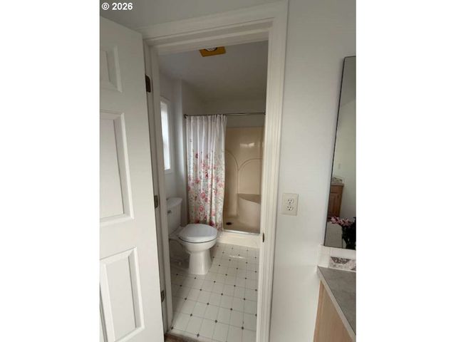 2956 BRIDGEPORT Ave Se, Salem, OR 97306