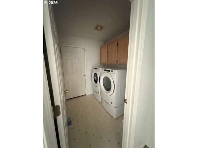 2956 BRIDGEPORT Ave Se, Salem, OR 97306