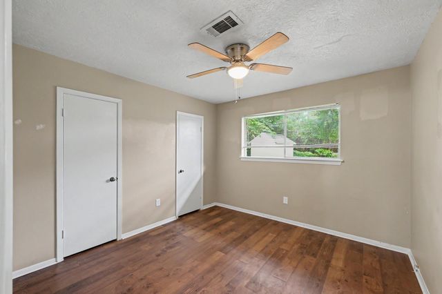503 Northwood Drive, Conroe, TX 77303