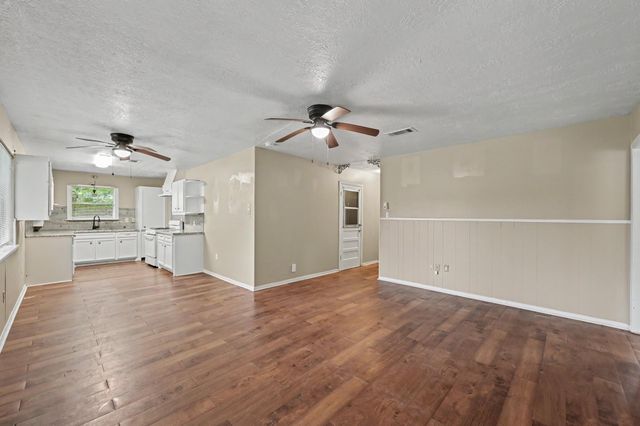 503 Northwood Drive, Conroe, TX 77303