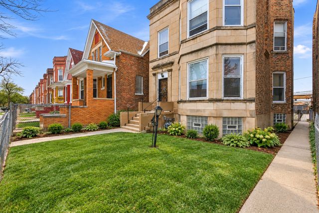 4912 W Fulton Street, Chicago, IL 60644