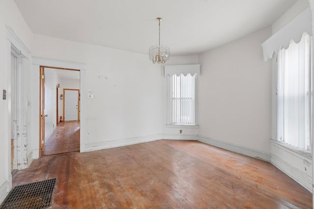 4912 W Fulton Street, Chicago, IL 60644