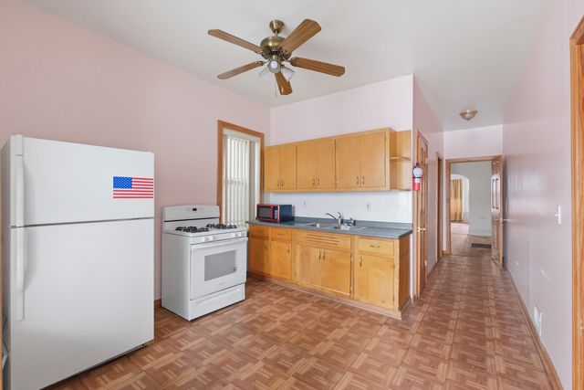 4912 W Fulton Street, Chicago, IL 60644