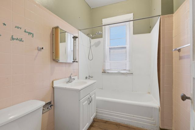 4912 W Fulton Street, Chicago, IL 60644