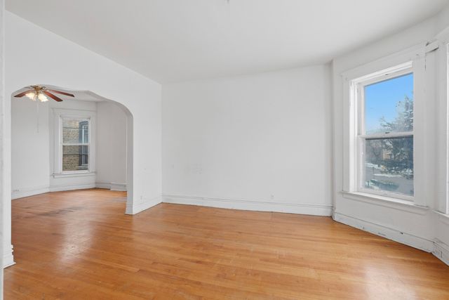4912 W Fulton Street, Chicago, IL 60644