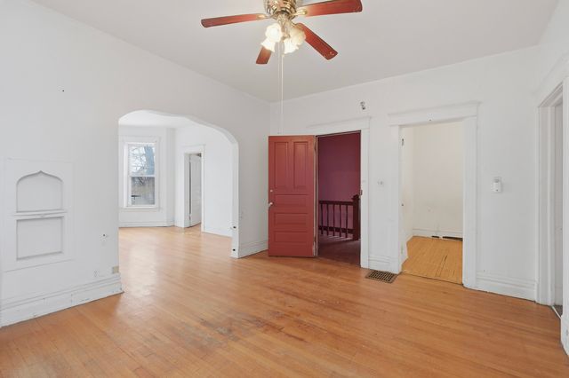 4912 W Fulton Street, Chicago, IL 60644