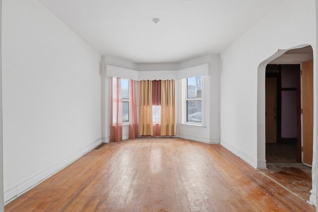 4912 W Fulton Street, Chicago, IL 60644