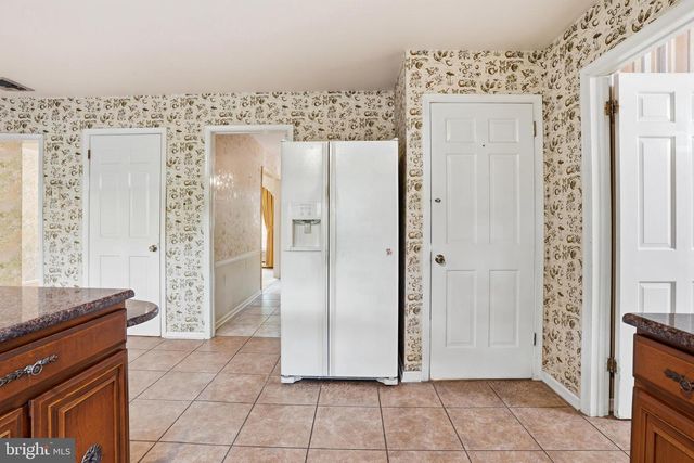 3858 DOGWOOD LN, Doylestown, PA 18902