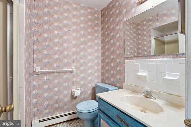 3858 DOGWOOD LN, Doylestown, PA 18902