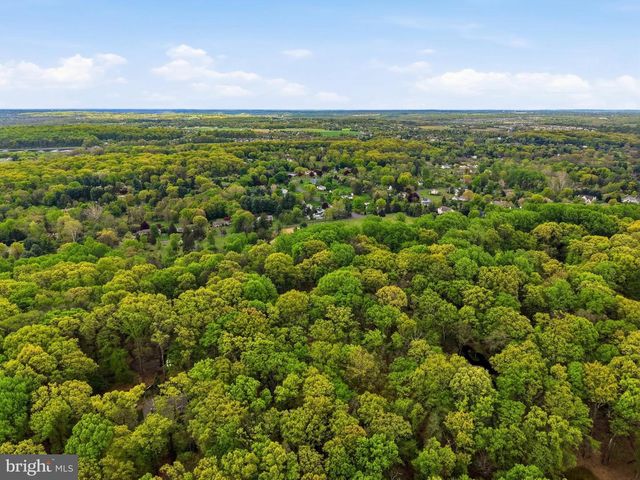 3858 DOGWOOD LN, Doylestown, PA 18902