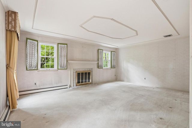 3858 DOGWOOD LN, Doylestown, PA 18902