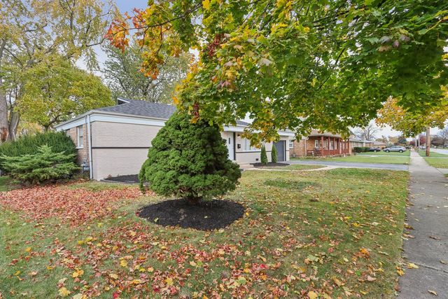 5924 W 109th Street, Chicago Ridge, IL 60415