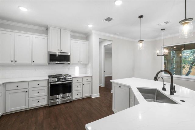 4117 Turning Leaf DR, Nolanville, TX 76559