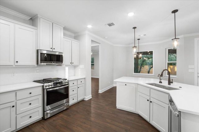 4117 Turning Leaf DR, Nolanville, TX 76559