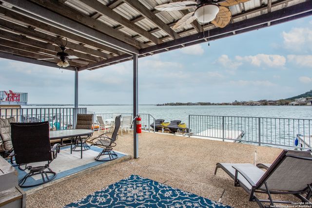 525 Horseshoe Bay North Blvd, Horseshoe Bay, TX 78657