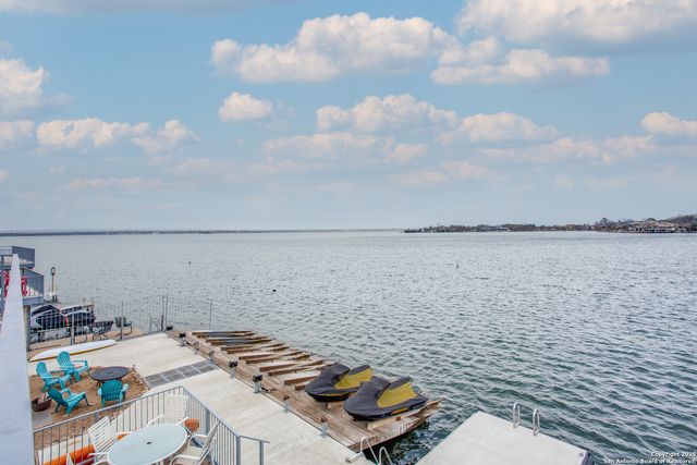 525 Horseshoe Bay North Blvd, Horseshoe Bay, TX 78657