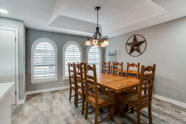 525 Horseshoe Bay North Blvd, Horseshoe Bay, TX 78657