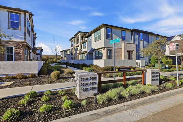 3080 Seaspray Walk, Sacramento, CA 95833