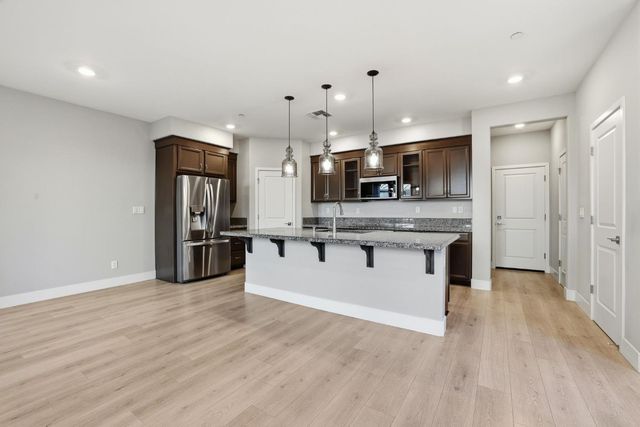 3080 Seaspray Walk, Sacramento, CA 95833