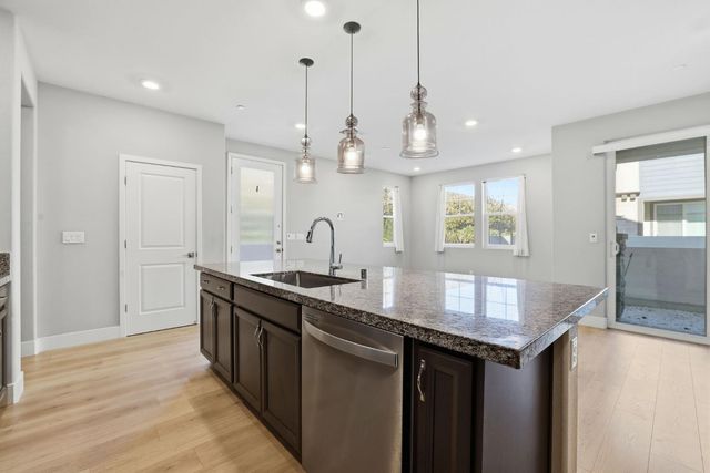 3080 Seaspray Walk, Sacramento, CA 95833