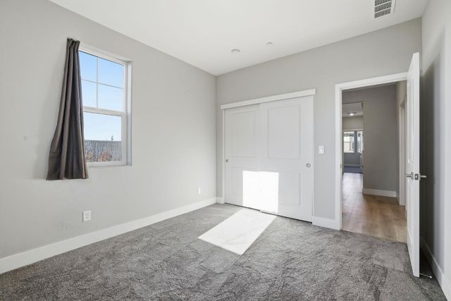 3080 Seaspray Walk, Sacramento, CA 95833