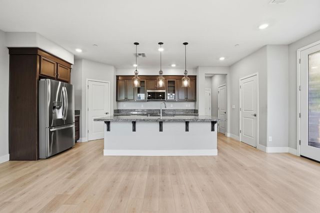 3080 Seaspray Walk, Sacramento, CA 95833