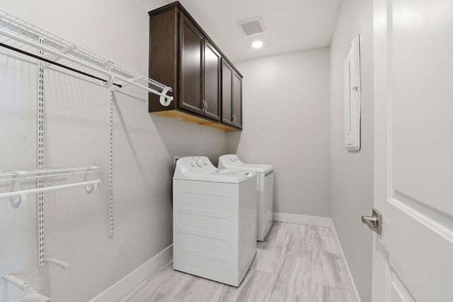 3080 Seaspray Walk, Sacramento, CA 95833