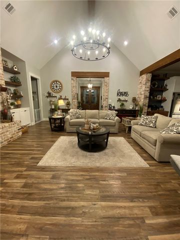 9163 North Fm 46, Franklin, TX 77856
