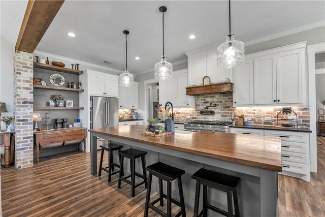9163 North Fm 46, Franklin, TX 77856