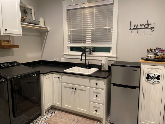 9163 North Fm 46, Franklin, TX 77856