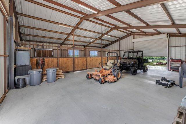 9163 North Fm 46, Franklin, TX 77856