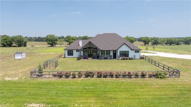 9163 North Fm 46, Franklin, TX 77856
